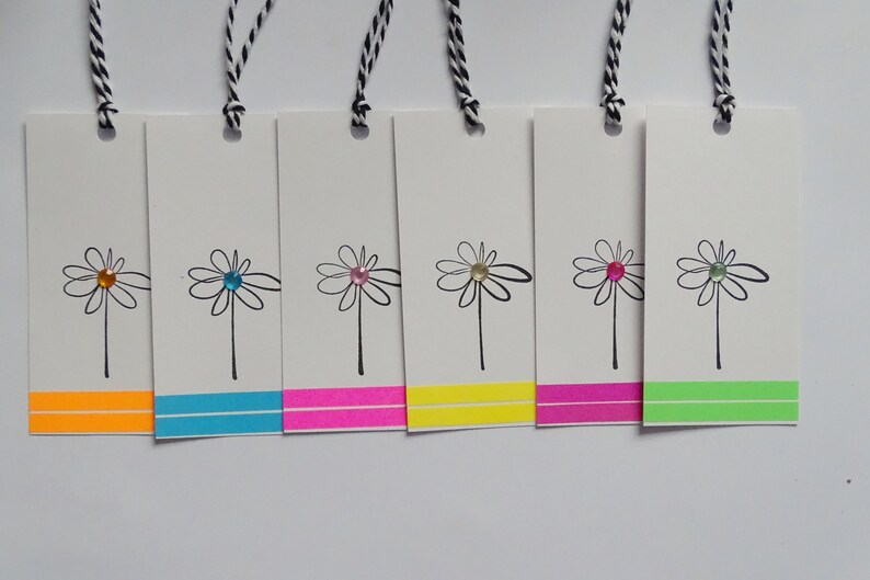 Floral gift wrap Floral thank you tag Floral thank you gift tag Birthday gift tags Flower gift tags Thank you tags with twine