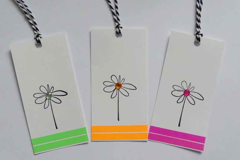 Floral gift wrap Floral thank you tag Floral thank you gift tag Birthday gift tags Flower gift tags Thank you tags with twine