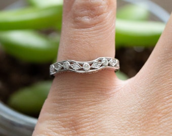 18k White Gold Vintage Antique Diamond Band, 18K Vintage .09 Diamond Band, 18K White Gold Estate Ring, Diamond Estate Ring, Vintage Ring