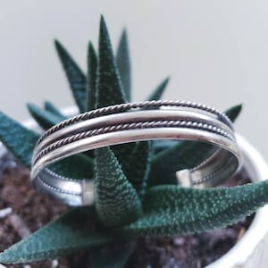 Vintage Sterling Silver Statement Cuff Bangle, Unieke Artisan Cuff, Boho Chic Bangle, Open Cuff Antique, Boho 6 inch bangle