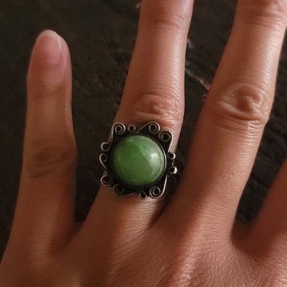 Bague Vintage Strass Et Pierre Verte - Métal Argenté, Taille 55 - Occasion En Très Bon état