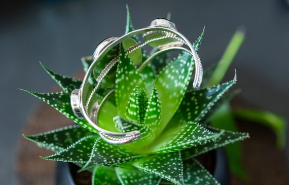 Sterling Silver Onyx Color Stone Open Bangle Cuff… - image 4