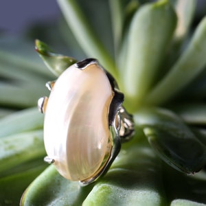 Sterling Silver Antique White Pearl Color Hand Made Setting Stone Ring, Estate pearl Ring, Beautiful Antique Ring,