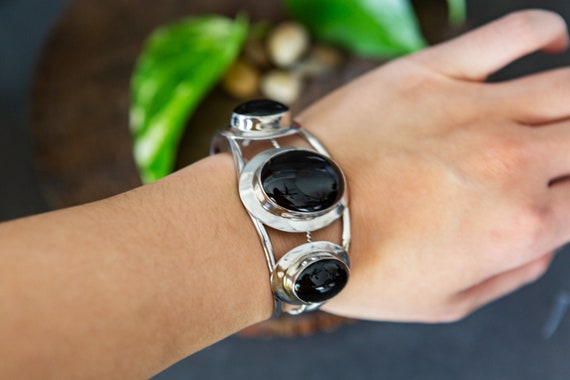 Sterling Silver Onyx Color Stone Open Bangle Cuff… - image 1