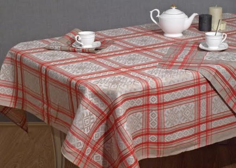 Elegant Dinner Tablecloth with Napkins Set Elegant Party Jacquard Linen Table Cover Red Romantic Dinner Table Setting Geometric Decor