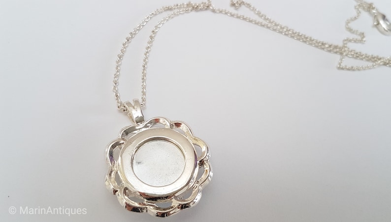 Vintage signed moonstone effect pendant