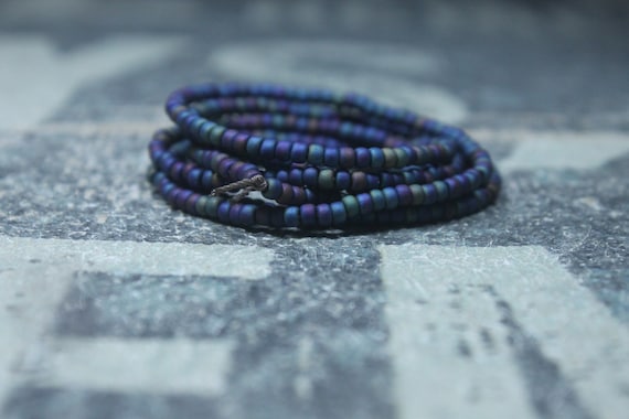 Mens Necklace, Beaded Necklace, Long Necklace for Men, Minimalist necklace for men, No Clasp Necklace, Green Bead Necklace, Mens Necklace