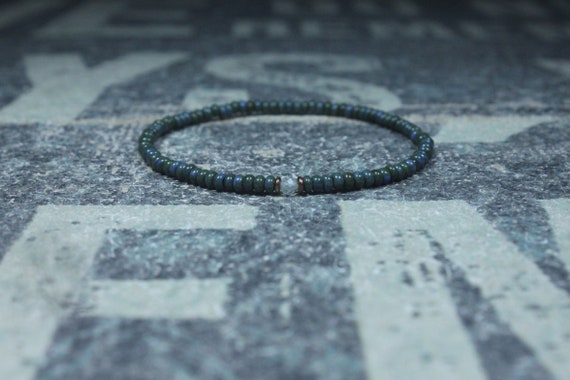 Prehnite Bracelet, Mens Bracelet, Mens Beaded Bracelet, Minimalist Jewelry, Mens Gift, Gift for Him, Bead Bracelet, Green Bracelet Men
