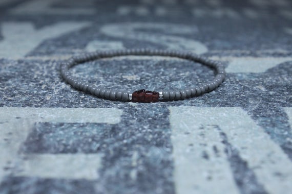 Garnet Bracelet, Mens Bracelet, Mens Beaded Bracelet, Minimalist Jewelry, Mens Gift, Gift for Him, Beaded Bracelet, Bracelet Men, Bracelet