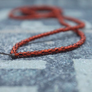 Collier pour homme, petit collier de perles, long collier orange pour homme, collier minimaliste pour homme, collier sans fermoir, collier de perles, cadeau pour homme