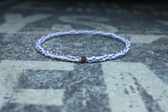 Mens Garnet Bracelet, Mens Beaded Bracelet with Garnet, Minimalist Jewelry, Mens Gift, Gift for Him, Beaded Bracelet, Bracelet Men, Bracelet
