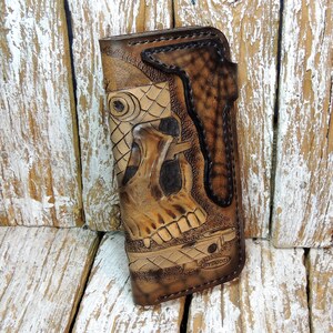 Cartera de cuero biker tallada para hombres / cartera con cadena / cartera de cuero para hombres / cartera tallada / billetera larga Bifold hombres