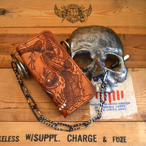 Billetera de cadena de cuero biker tallada para hombres / Billetera con cadena / Billetera de cuero para hombres / Billetera larga para hombres