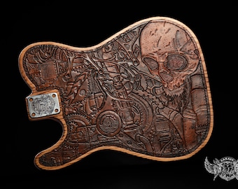 彫刻されたレザーで覆われたテレキャスターボディ / 彫刻されたレザー