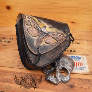 Carved Custom Leather Motorcycle Saddlebag / Motorcycle Swingarm Bag / Motorcycle Side Bag / Leather Saddle Bag