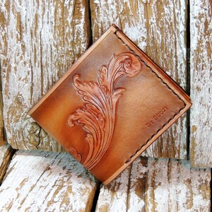 Hand-tooled Leather Wallet / Handmade Leather Wallet / Men&#39;s Leather Wallet / Hand-carved Leather Wallet