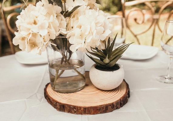 10PCS 10-12 inches Large Wood Slices for Centerpieces - Wood Centerpie   Flower centerpieces wedding, Spring wedding centerpieces, Wedding  centerpieces
