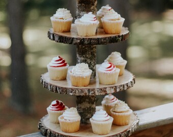 Wood slice cupcake stand! Woodland baby shower decor, Rustic cupcake stand, wood cupcake stand!