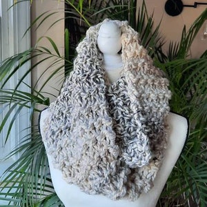 Chunky Knitted Infinity Scarf image 1