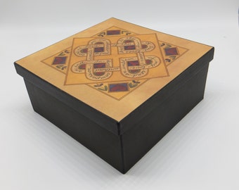 True Loves Knot Decorative 7" Paper Mache Box