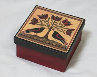 Tulip Tree and Red Winged Blackbirds    Small Decorative Paper Mache Box