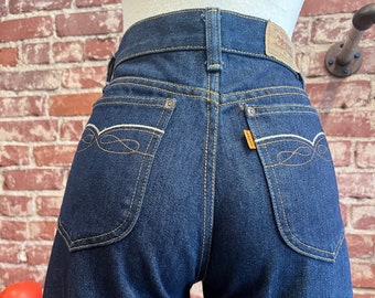 70s Levi’s Deadstock 100% Cotton Denim Orange Tab Dark Wash Strait Leg Student Fit Jeans