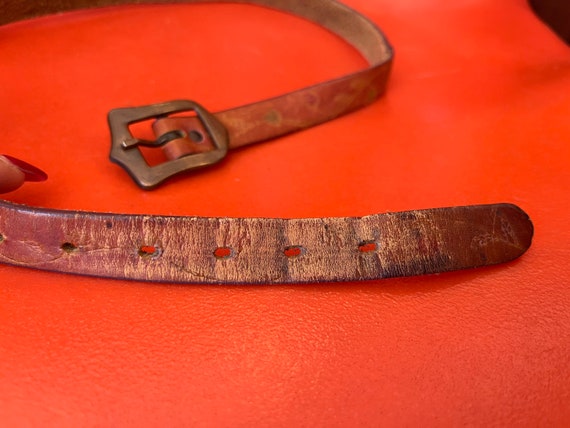 70s Embossed Thin Cognac Leather Belt with an Art… - image 7