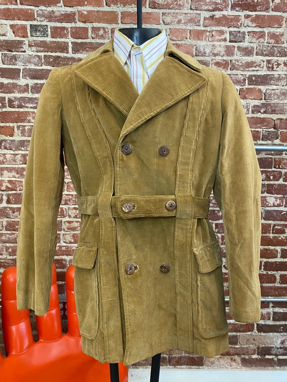 70s Men’s Caramel Corduroy Belted Jacket Made in S