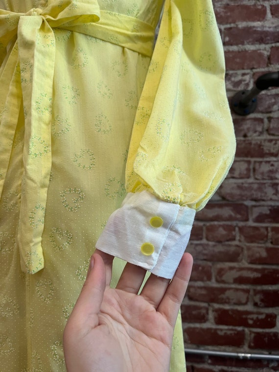 70s Flocked Yellow Peter Pan Collar Sheer Gown - image 8