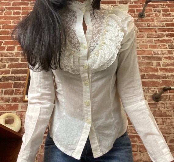 70s Victorian White Cotton Ruffle Lace Blouse Size