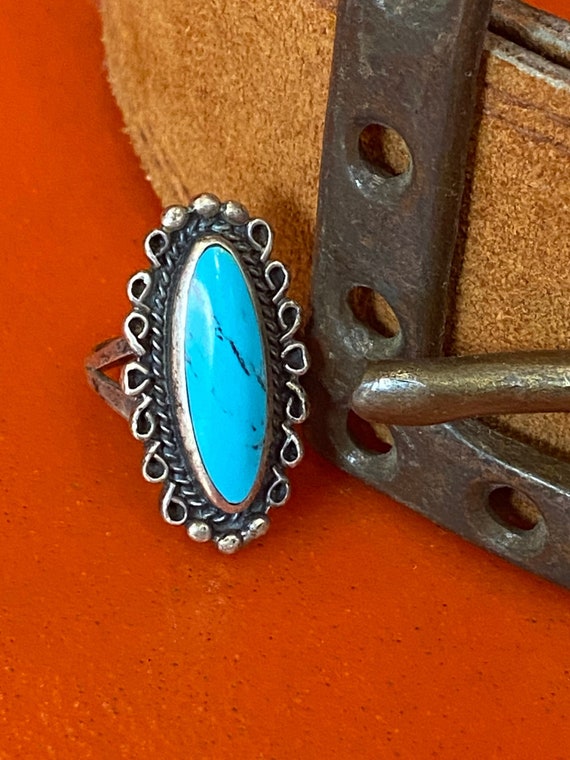 Vintage 70s Turquoise Sterling Silver Ring, Oval Stone, Size 7.25.