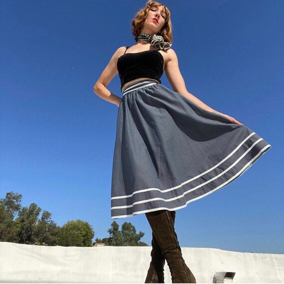 70s Navy Blue Gunne Sax Size 7 Prairie Skirt 25” W