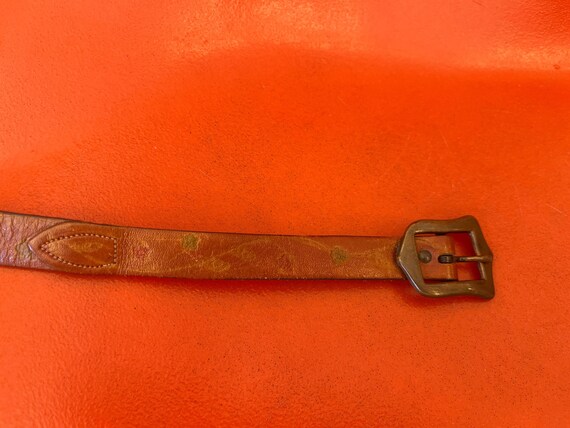 70s Embossed Thin Cognac Leather Belt with an Art… - image 10