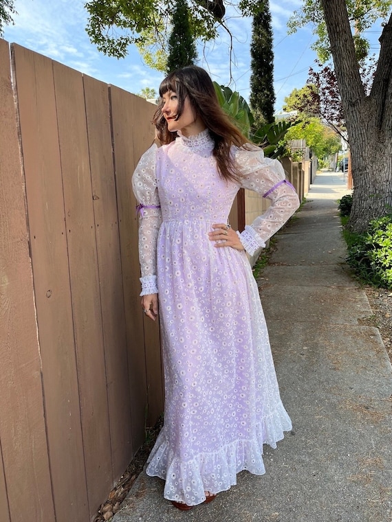 70s Juliet Sleeve Pastel Lavender & Daisy   Gown