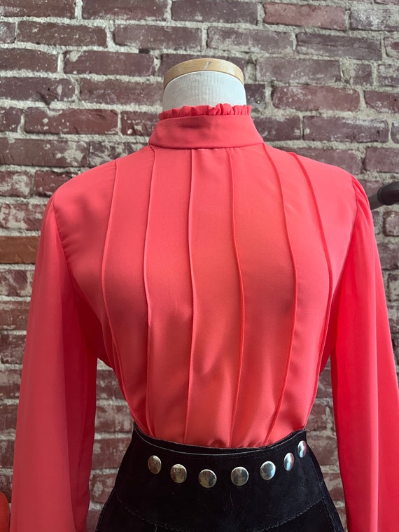 70s Coral Balloon Sleeve Victorian Blouse - image 6