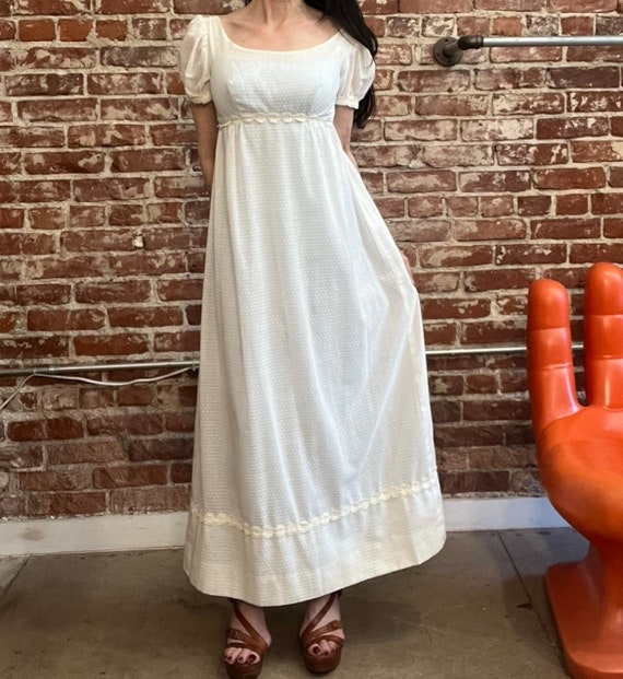 70s Swiss Dot Puff Sleeve Gown - image 2