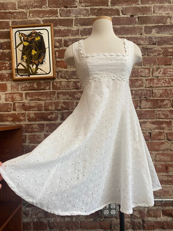 70s White Cotton Eyelet Open Back Nightie