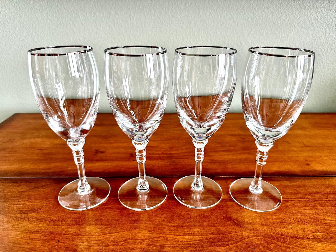 2 Lenox Debut Gold Water Goblets in New Condition
