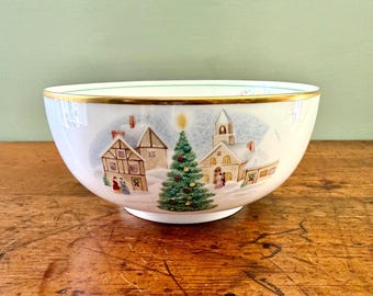 Mikasa “Merry Christmas” Centerpiece Bowl, Sold Individually