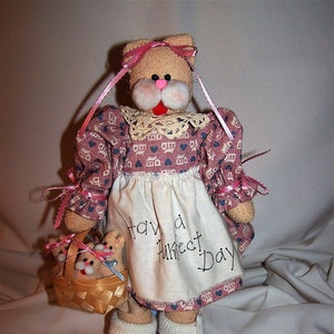 Handmade Cloth Cat Doll with Kittens: Whimsical Home Decor