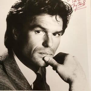 Autographed Harry Hamlin 8x10 Photo - LA Law Memorabilia