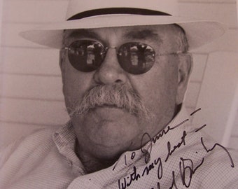 Autographed 8 x 10 Photo Wilford Brimley - Hollywood Memorabilia 1980s -Our House TV Series 1986-1988 - Known for The Natural movie