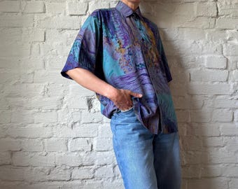 Camisa de manga corta con estampado de pintura al óleo abstracta vintage / Blusa impresionista de arte para vestir en color morado y turquesa / Top casual unisex