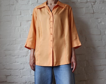 Blusa naranja vintage extragrande / Camisa abotonada color melocotón / Blusa minimalista de los 90 / Top de corte relajado / Blusa con hombreras