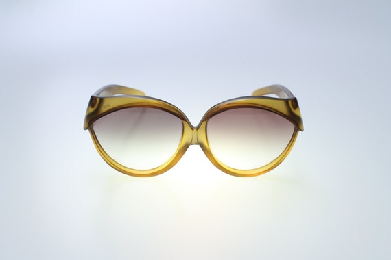 Christian Dior Sunglasses with Brown Lenses // 198