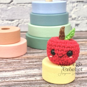 Mini apple crochet amigurumi pattern, fruit, food, playfood, vegetables, orange, peach, keychain, kawaii, cute, small, little, tiny, æble