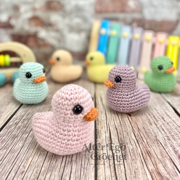 NO SEW - Rubber Duck amigurumi crochet pattern, duck, duckie, bird, kawaii, cute, easy, bath toy, hæklet badeand, instant PDF download