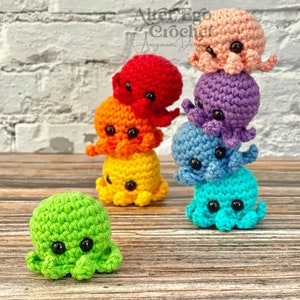 NO SEW except the eyes octopus amigurumi crochet surprise pattern, playset, interactive toy, stacking toy, squid, mom and baby octopus image 3