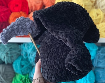 Amigurumi Grim Reaper crochet pattern, death, halloween, scary, spooky, grave, dias de los muertos, manden med leen, instant PDF download