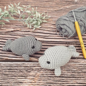 LOW SEW Crochet manatee pattern, amigurumi manatee pattern, dugong, seal, sea creature, ocean, hæklet søko